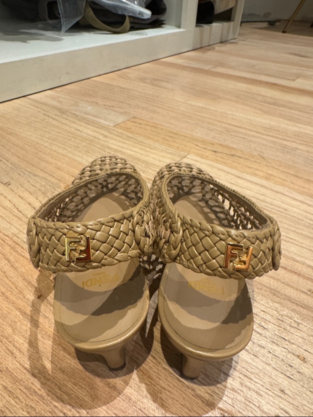 Fendi kitten heels size 38 - Picture 11 of 12
